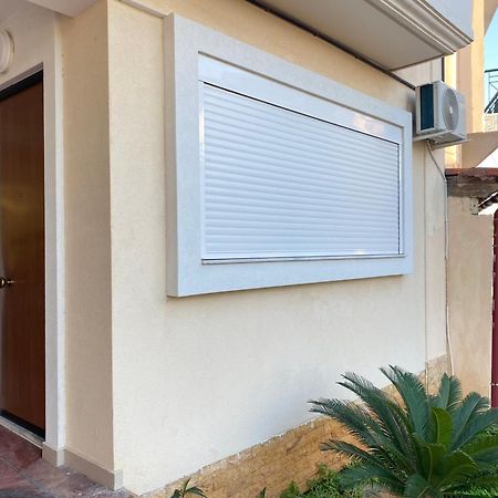 Cozy Apartment Near Airport Koropion Bagian luar foto