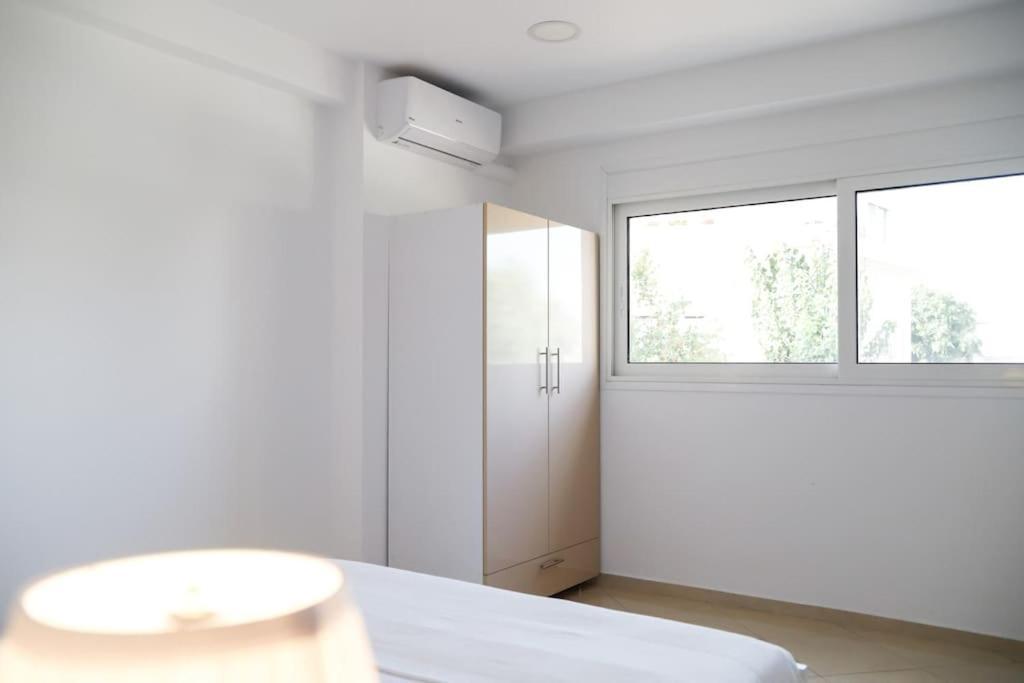 Cozy Apartment Near Airport Koropion Bagian luar foto
