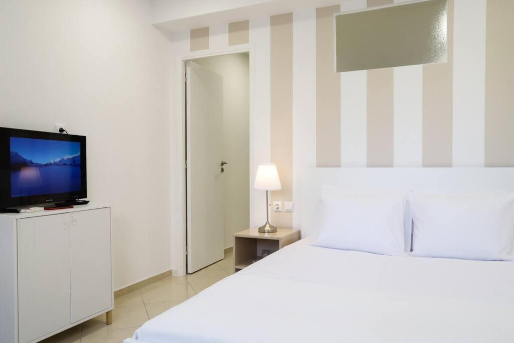 Cozy Apartment Near Airport Koropion Bagian luar foto